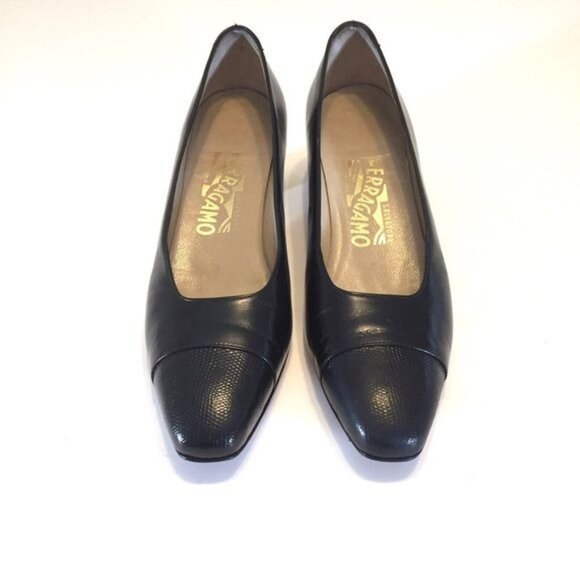 Salvatore Ferragamo Womens Black Block Heel Pumps Cap Toe size 7.5 AA Narrow - Picture 2 of 8